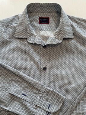UNTUCKit Navy & White Micro Diamond Button-Down Shirt